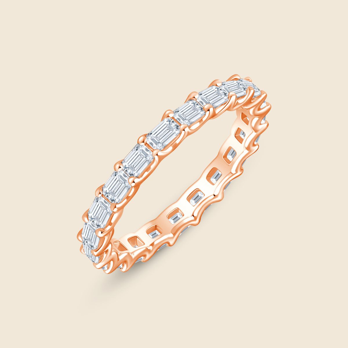 Peculiar Sleeping Emerald Eternity Band Ehering mit Smaragd Schliff mit Labordiamant für Damen - Rose / 14k Gold von Pukka Berlin Unkategorisiert online kaufen