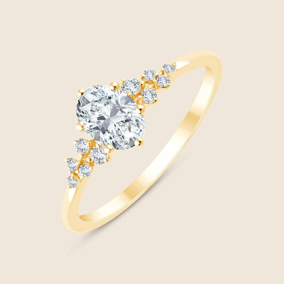 Stardust Oval Ring mit ovalem Schliff mit Labordiamant für Damen - Gelb / 18k Gold von Pukka Berlin Unkategorisiert online kaufen Stardust Oval Ring mit ovalem Schliff mit Labordiamant für Damen - Gelb / 18k Gold von Pukka Berlin Unkategorisiert online kaufen