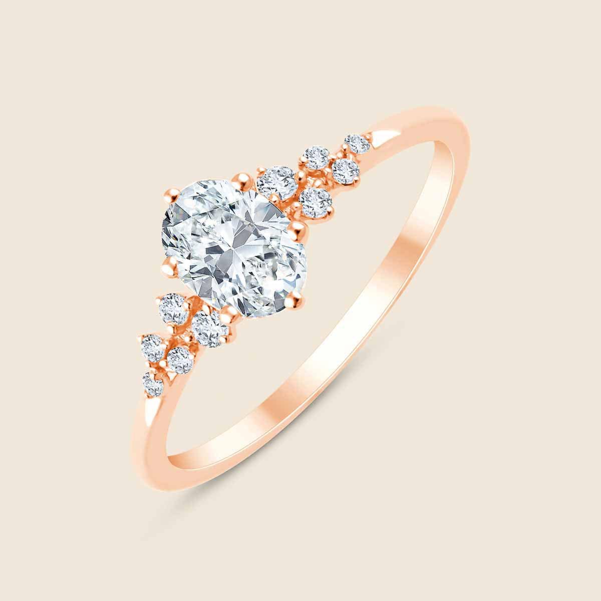 Stardust Oval Ring mit ovalem Schliff mit Labordiamant für Damen - Rose / 18k Gold von Pukka Berlin Unkategorisiert online kaufen Stardust Oval Ring mit ovalem Schliff mit Labordiamant für Damen - Rose / 18k Gold von Pukka Berlin Unkategorisiert online kaufen
