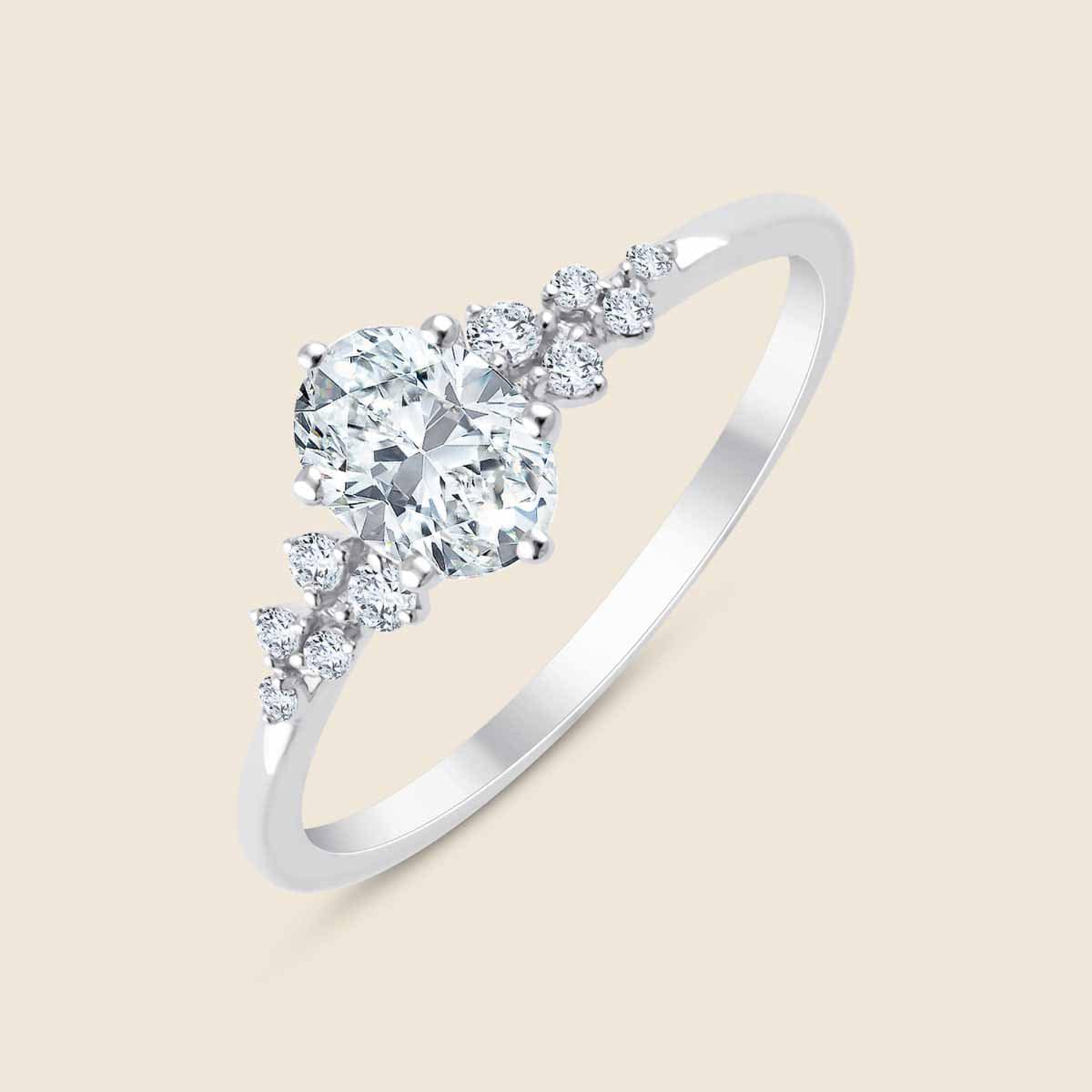Stardust Oval Ring mit ovalem Schliff mit Labordiamant für Damen - Weiß / 14k Gold von Pukka Berlin Unkategorisiert online kaufen